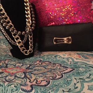 Micheal Wallet in Perfect Condition!